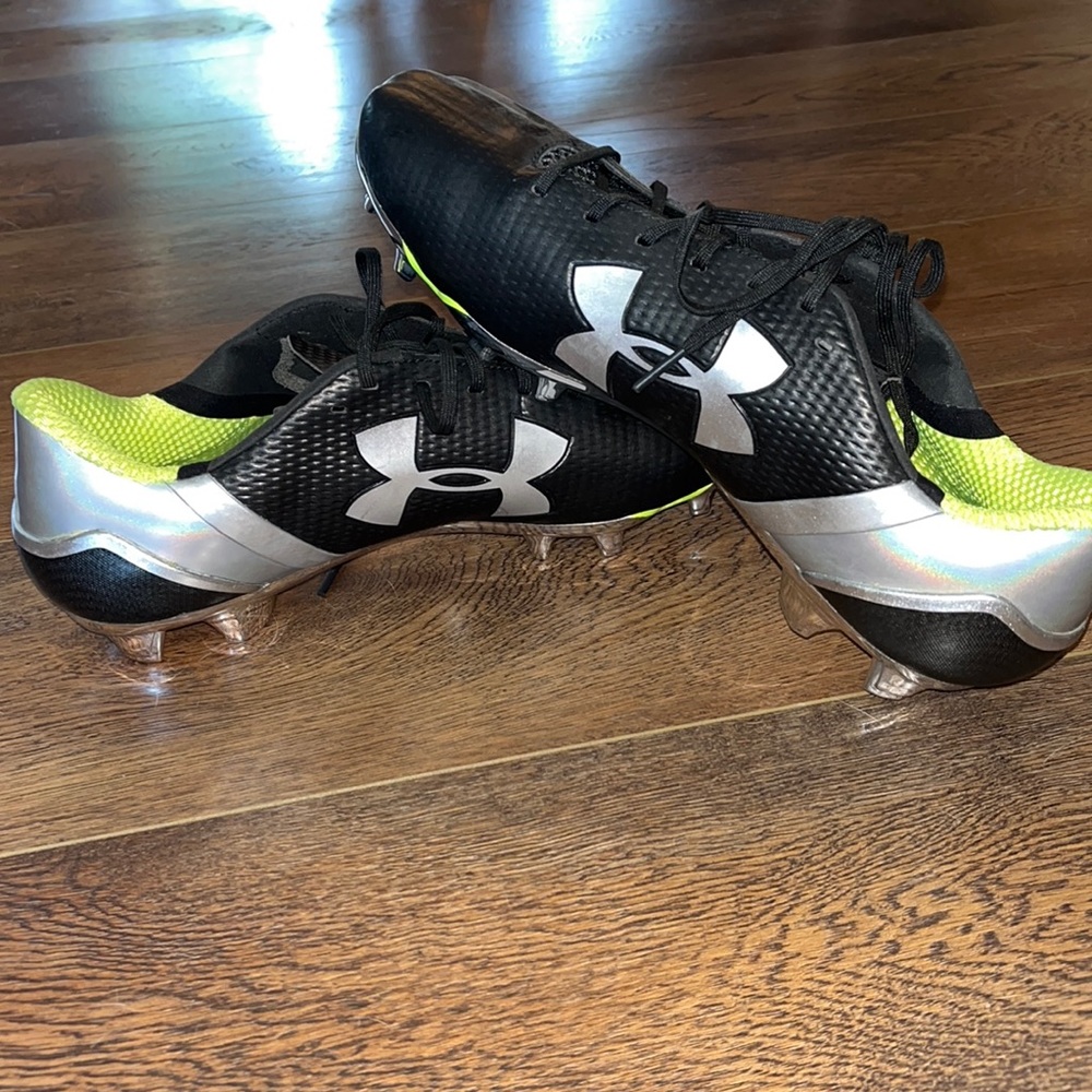 Brand new under armor speedform football cleats